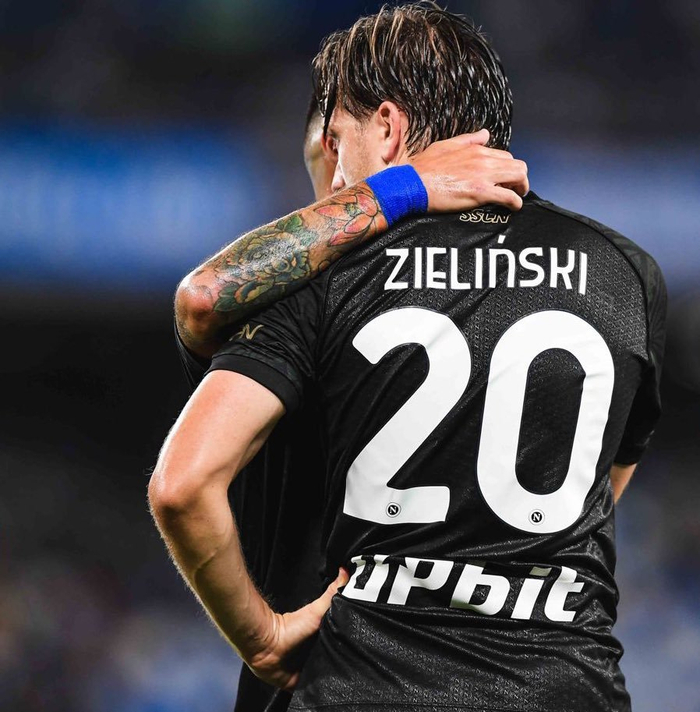 那不勒斯发布备战花絮；今晨远射贴柱；法国杯任务艰巨；轮换策略成焦点的简单介绍-ayx